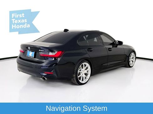 Used 2022 BMW 330i xDrive Sedan w/ Premium Package 2 AWD/4WD image 8