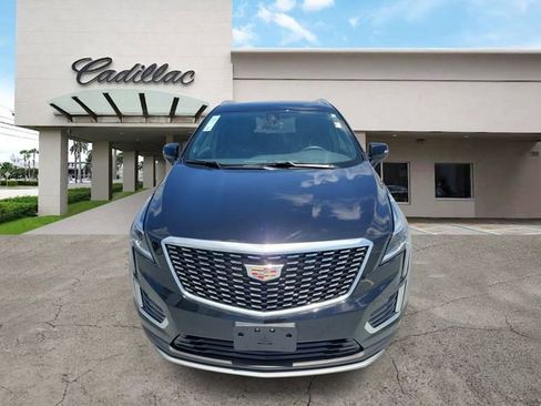 Certified 2025 Cadillac XT5 Premium Luxury FWD image 8