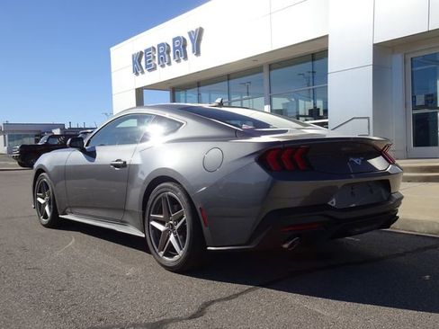 New 2026 Ford Mustang Coupe image 4