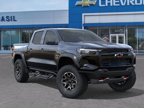 New 2026 Chevrolet Colorado ZR2 w/ Technology Package AWD/4WD image 7