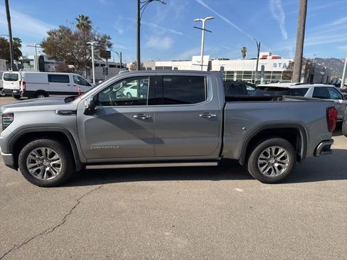 Used 2023 GMC Sierra 1500 Denali w/ Denali Carbonpro Edition image 4