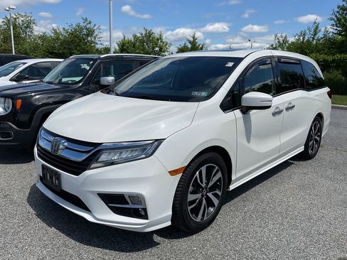 Used 2018 Honda Odyssey Elite image 4