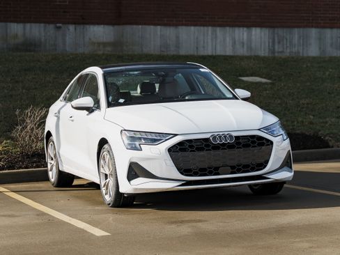 Certified 2025 Audi A3 2.0T Premium image 2