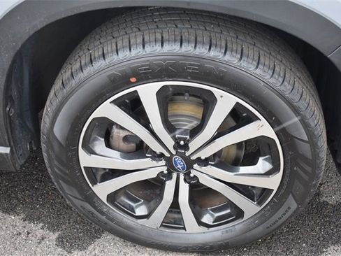 Used 2020 Subaru Forester Limited w/ Popular Package #3 image 11