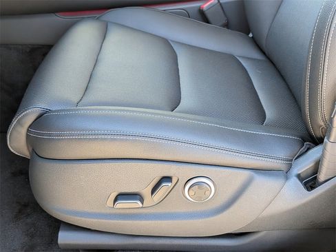 New 2026 Genesis GV70 2.5T image 14