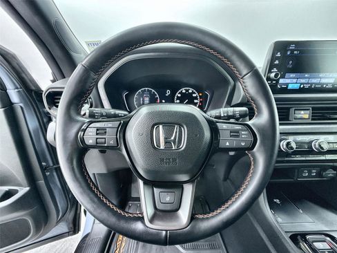 Certified 2025 Honda Pilot TrailSport image 21
