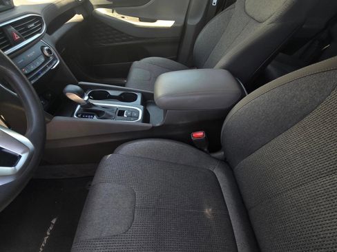 Used 2019 Hyundai Santa Fe SE FWD image 14