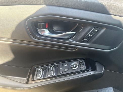 Used 2023 Honda Accord Touring image 13