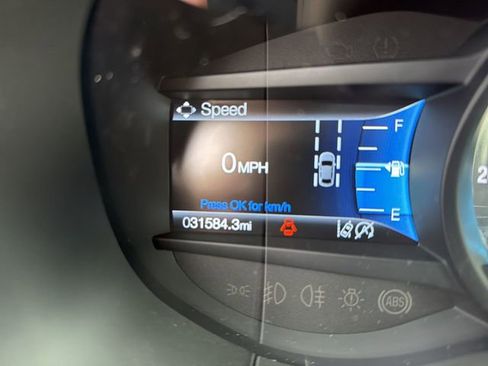 Used 2024 Ford Edge SE w/ Black Appearance Package image 17