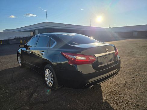 Used 2018 Nissan Altima 2.5 S w/ S Convenience Package image 5