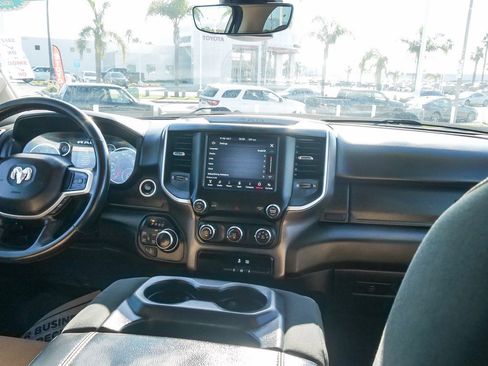 Used 2021 RAM 1500 Big Horn image 12