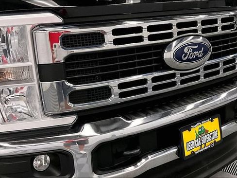 Used 2023 Ford F350 XLT AWD/4WD image 32