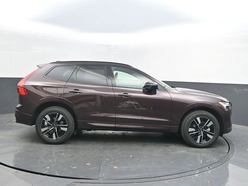 New 2026 Volvo XC60 B5 Core w/ Climate Package AWD/4WD image 8