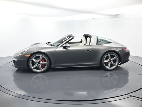 Used 2014 Porsche 911 Targa 4S image 2