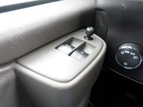 Used 2024 GMC Savana 2500 w/ Driver Convenience Package image 25