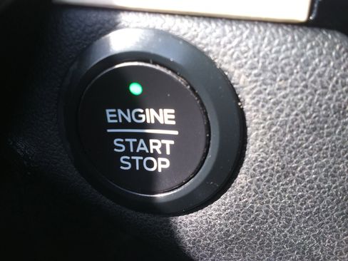 Used 2021 Ford Escape Titanium w/ Titanium Elite Package image 19