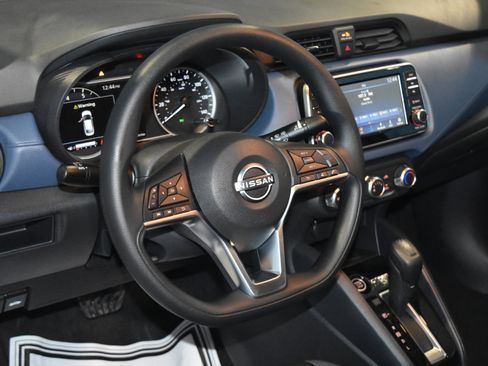 New 2025 Nissan Versa SV w/ Trunk Package image 2