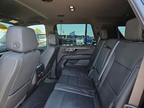 Used 2026 Chevrolet Tahoe LT RWD image 16