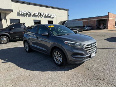 Used 2016 Hyundai Tucson SE FWD image 3