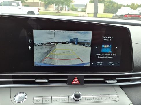 Used 2025 Hyundai Elantra Limited w/ Cargo Package image 15