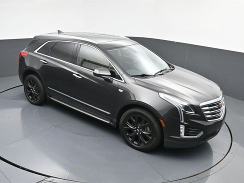 Used 2017 Cadillac XT5 Premium Luxury FWD image 33