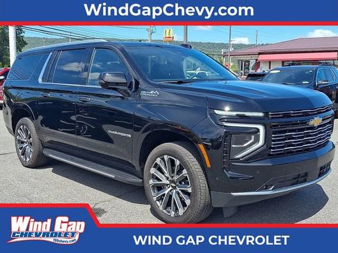 Used 2026 Chevrolet Suburban High Country w/ Sun And Tow Package AWD/4WD image 1