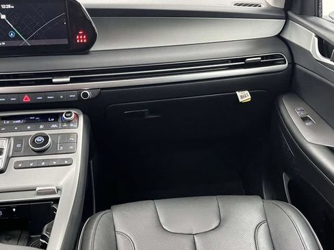 Used 2025 Hyundai Palisade SEL FWD image 23