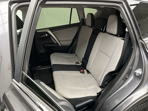 Used 2016 Toyota RAV4 XLE FWD image 11