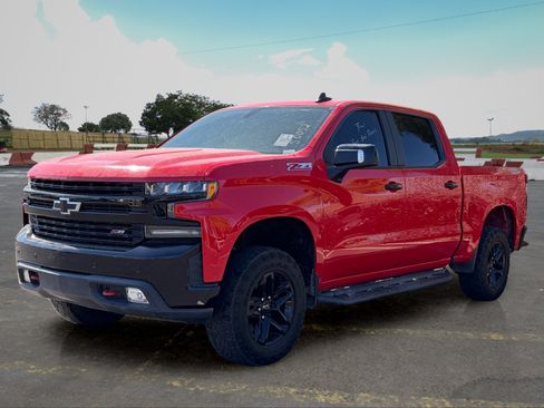 Used 2019 Chevrolet Silverado 1500 LT Trail Boss AWD/4WD image 5