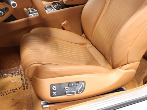 Used 2016 Bentley Continental GT image 18