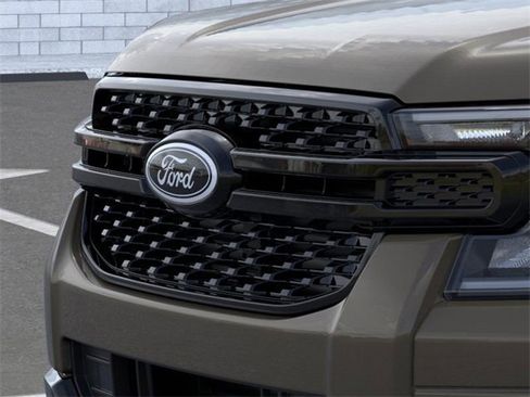 New 2025 Ford Ranger XLT image 17