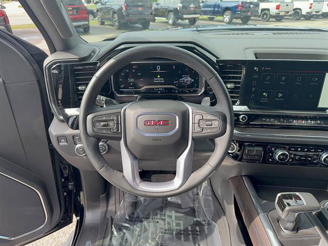 Certified 2024 GMC Sierra 1500 SLT w/ SLT Premium Plus Package AWD/4WD image 12