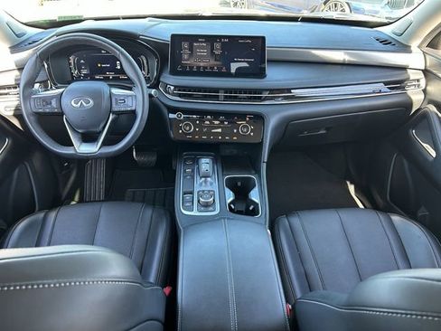 Used 2025 INFINITI QX60 Luxe w/ Vision Package image 16