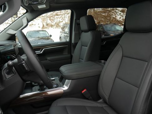 New 2026 Chevrolet Silverado 1500 RST w/ Redline Edition image 9