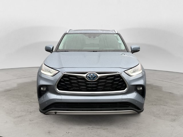 Used 2023 Toyota Highlander Platinum AWD/4WD image 2