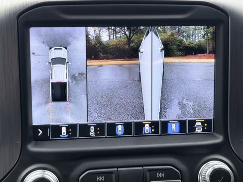 Used 2022 GMC Sierra 2500 Denali w/ Technology Package image 18