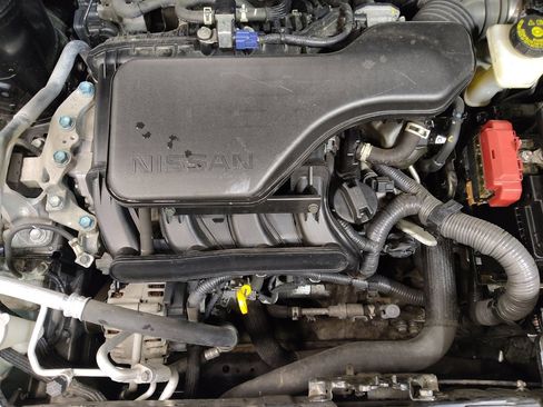 Used 2021 Nissan Rogue Sport S image 30