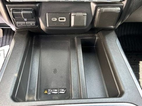 Used 2020 GMC Sierra 1500 SLT w/ SLT Premium Plus Package AWD/4WD image 33