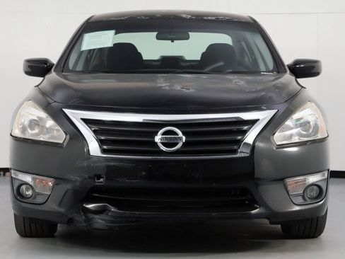 Used 2015 Nissan Altima 2.5 SV image 6