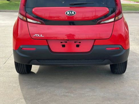 Used 2020 Kia Soul LX image 10