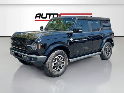 Used 2024 Ford Bronco Outer Banks AWD/4WD image 3