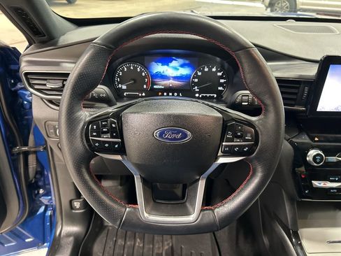 Certified 2023 Ford Explorer ST-Line w/ Class IV Trailer Tow Package image 16