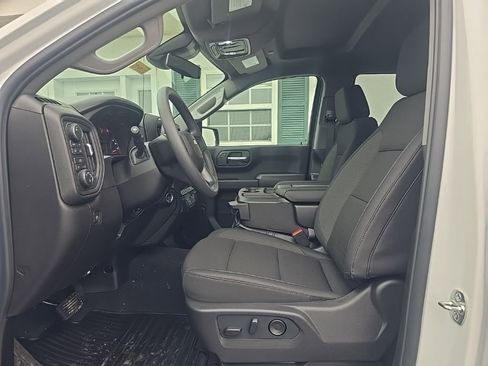 Used 2026 Chevrolet Silverado 1500 Custom image 14