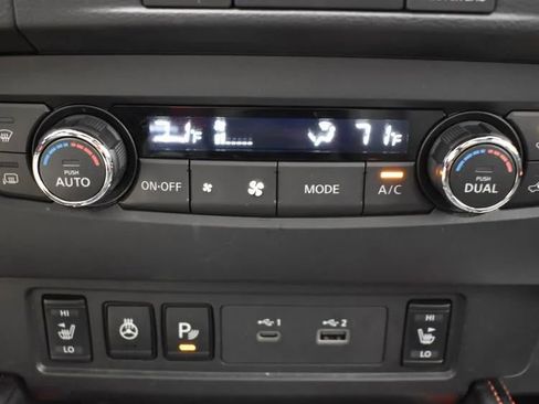 Used 2023 Nissan Frontier PRO-4X w/ Pro-4X Premium Package image 34