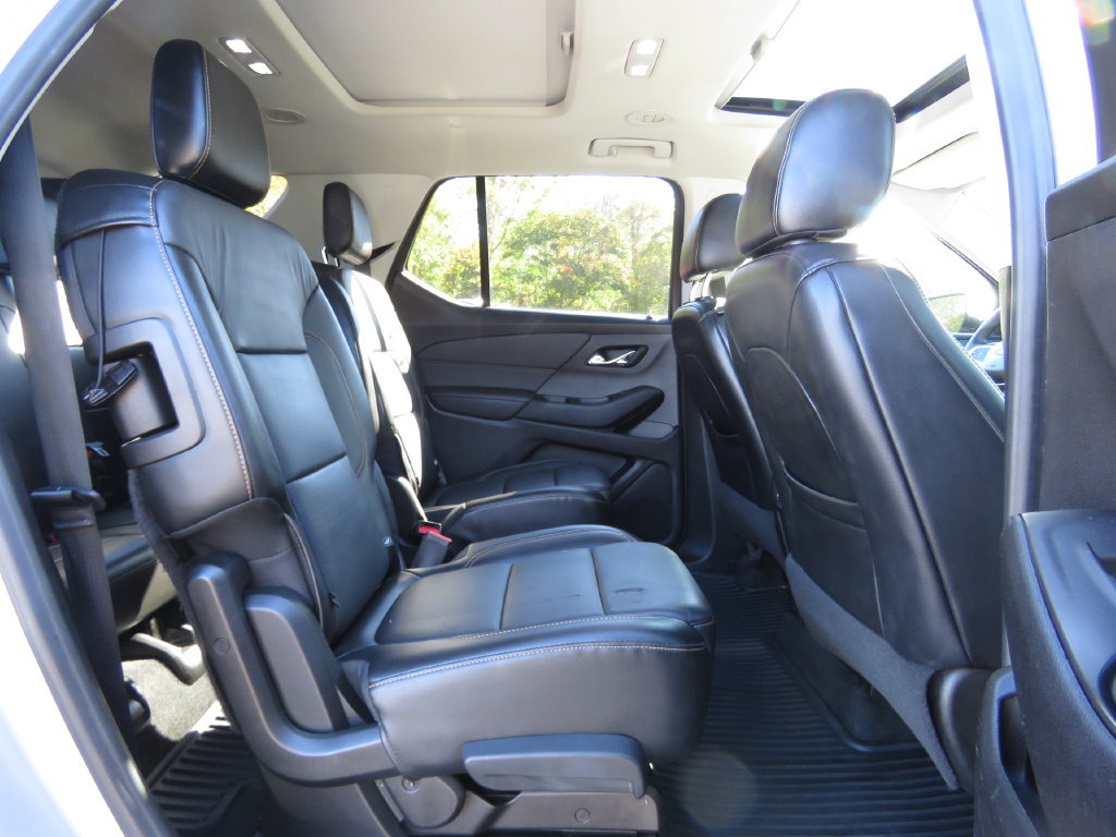 Used 2018 Chevrolet Traverse LT AWD/4WD image 16