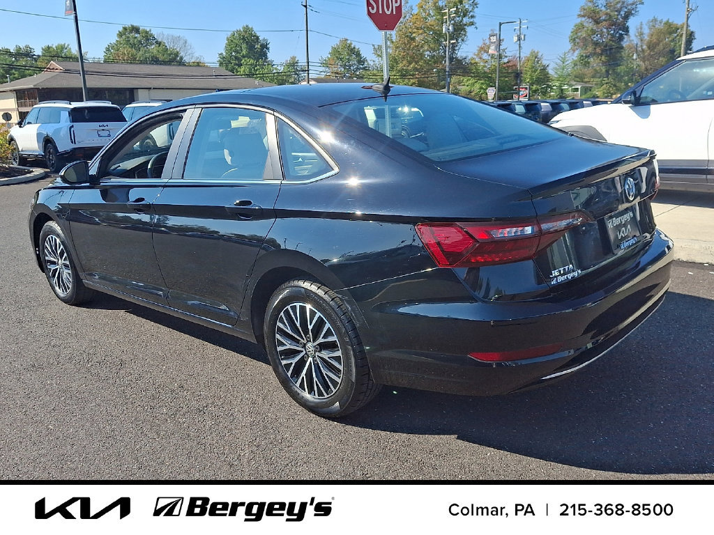 Used 2020 Volkswagen Jetta SE w/ SE Cold Weather Package FWD image 8