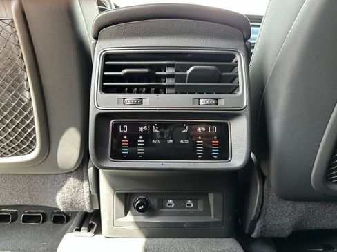 Certified 2025 Audi Q8 Premium Plus w/ Premium Plus Package AWD/4WD image 26