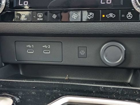 New 2026 Mitsubishi Outlander SE FWD image 30