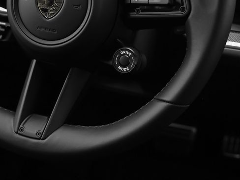 New 2025 Porsche Cayenne Turbo image 47