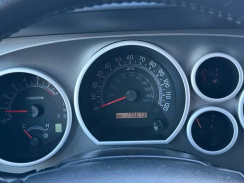 Used 2015 Toyota Sequoia SR5 image 28